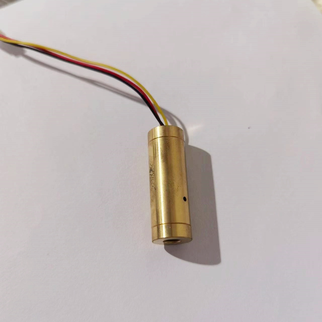 520 nm 30mW Módulo láser de línea verde de 50mw para tratamientos con pérdida de grasa