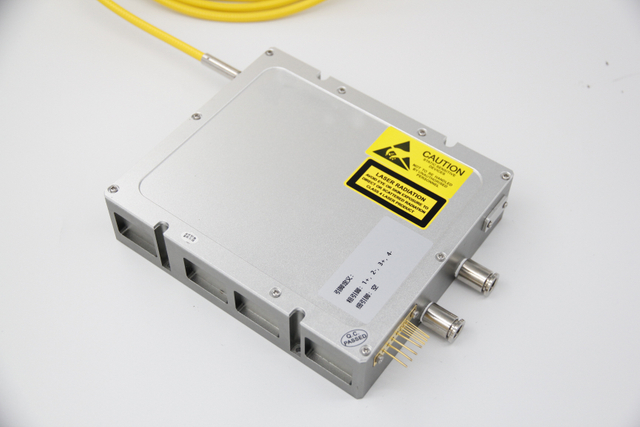 Alta potencia 450 nm 100W 120W Fibra azul de fibra azul módulo láser de diodo para soldadura por láser