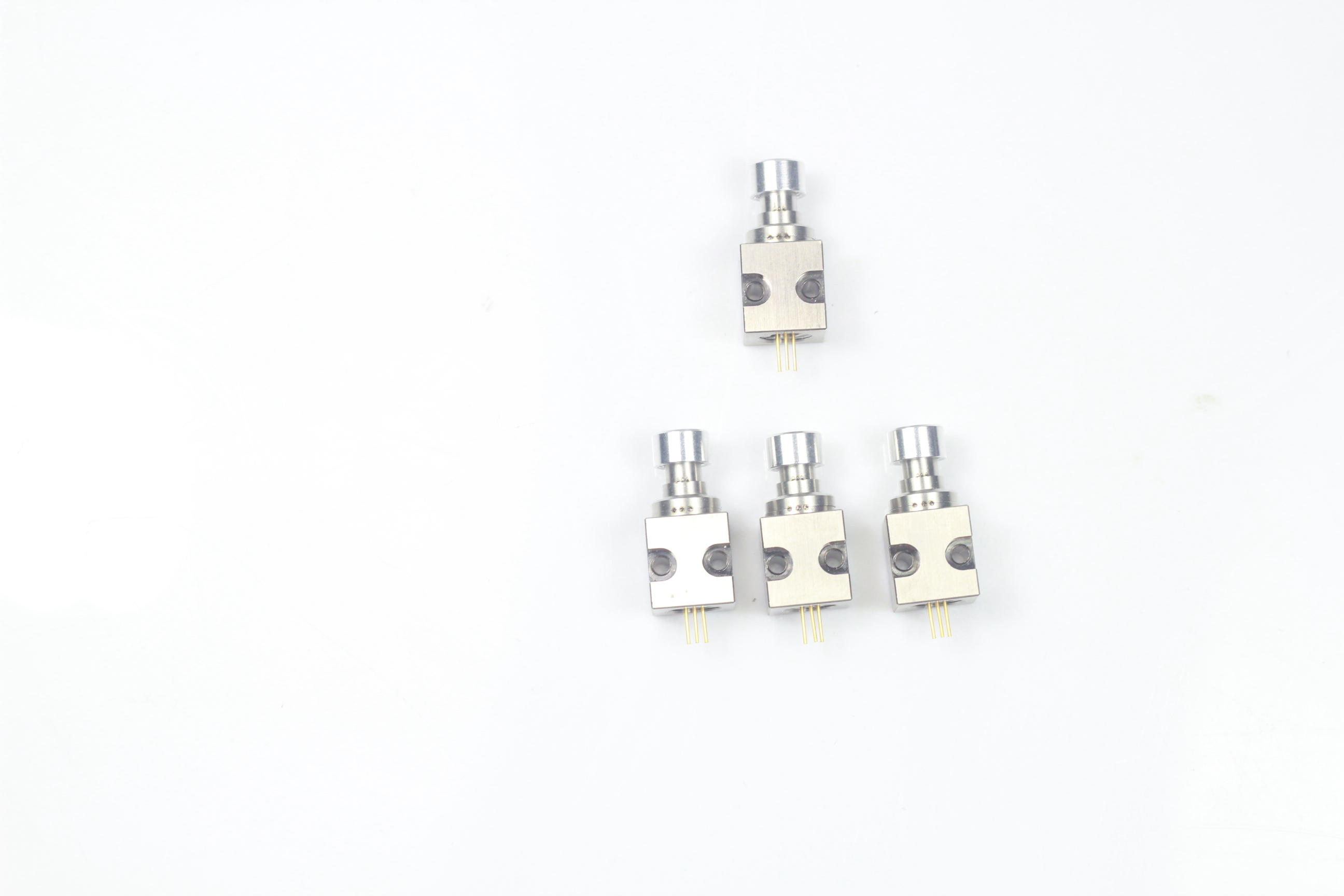 L&aacute;ser de fibra de 405 nm y 3 W 