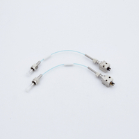 Módulo láser acoplado de fibra roja monomodo 4um fibra 638nm 50mW para tratamiento de miringitis